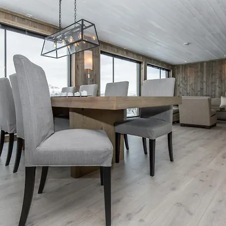 Inn Hovden Fjellstoge